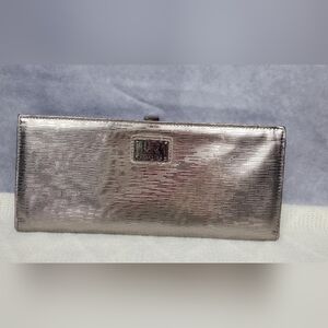 Kenneth Cole reaction  Silver‎ Grey Clutch wallet